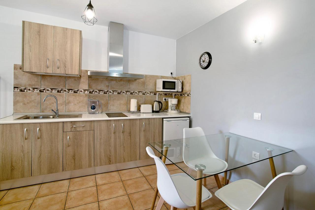 Montemar 2 Apartment Moya  Екстериор снимка