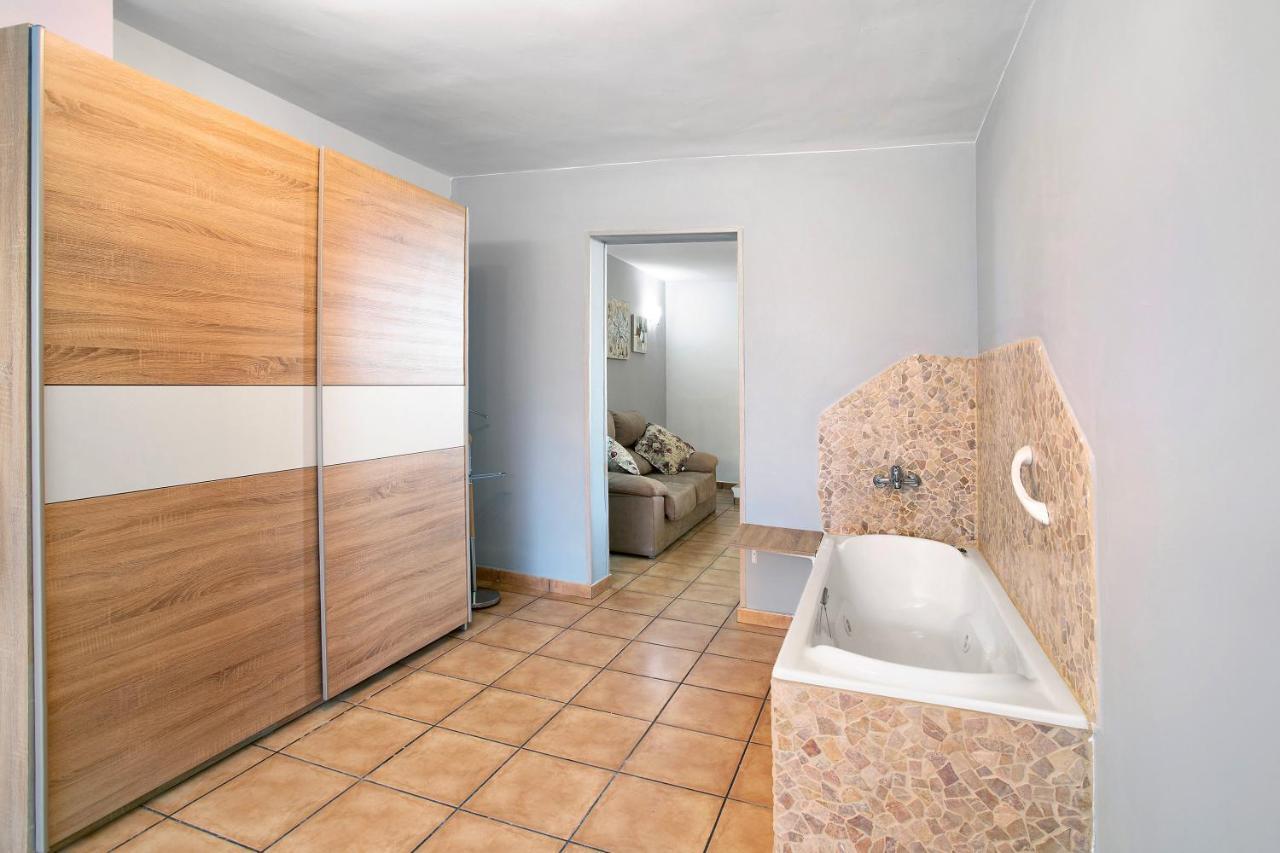 Montemar 2 Apartment Moya  Екстериор снимка